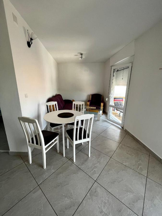 Apartments Apartmani Bojana Utjeha-Bušat Eksteriør billede